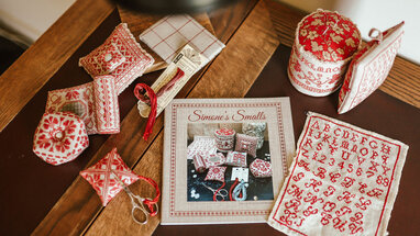 Smalls: little embroidery projects with a lot of charm