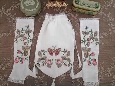 Accessories Of  Jane Austen Era  - Twin Peak Primitives